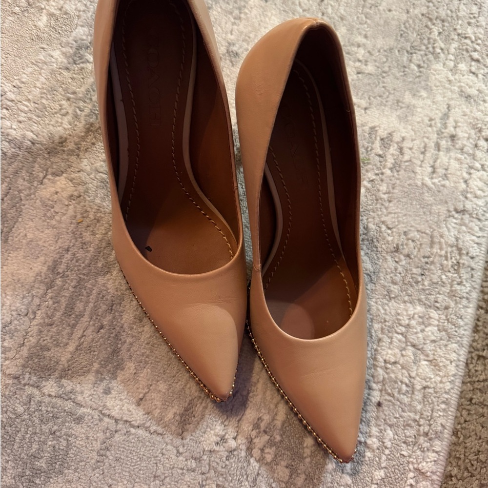 Coach Samantha Tan Women's Pumps